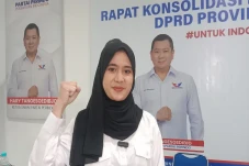 Putuskan Terjun ke Politik,...