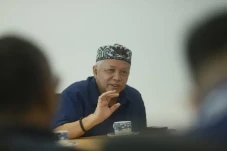 Tingkatkan Taraf Hidup...