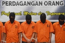 Satgas Polri Sudah Tangkap...