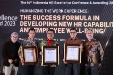 Pos Indonesia Raih Tiga...