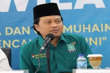 Sejumlah Kiai Sepuh...