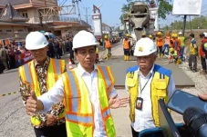 Presiden Jokowi Puji...
