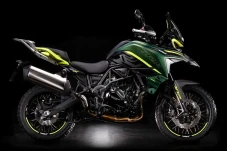 Benelli TRK 700X Resmi...