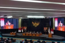 Usai Viral Main Game...