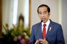 Kejagung Periksa Airlangga,...