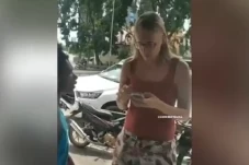 Viral Gara-gara Menangis...