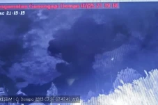 Gunung Dempo Erupsi,...