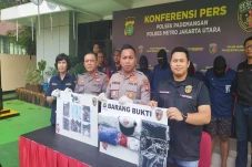Polisi Tangkap 6 Pelaku...