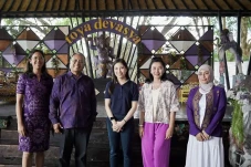 Kunjungi Kintamani,...