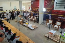 KPU Simulasi Bongkar...