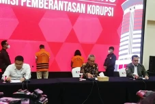 Kode Dana Komando, Jadi...