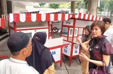 Ci Mehong: Sama dengan...
