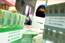 Tumbuh 6,1 Persen, Uang...
