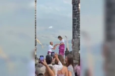 Viral Pasangan Bule...