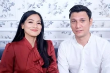 7 Artis yang Tak Pernah...