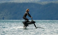 Sepeda Air Manta5 Hydrofoil...