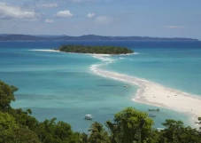 10 Pulau Terbesar di...