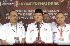 Partai Perindo Targetkan...