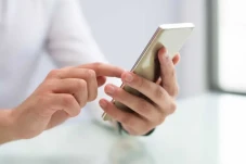 Heboh Kasus IMEI Palsu,...