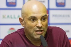 Bernardo Tavares Tanggapi...