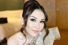 Ayu Ting Ting Geram...