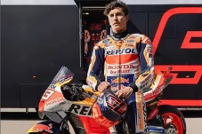 Marc Marquez Tak Sabar...