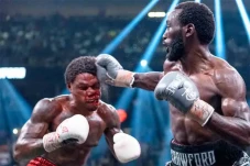 Wow! Duel Errol Spence...