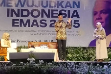 Berkunjung ke Cirebon,...