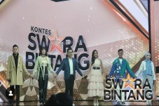 Penuh Haru! Adrian Harus...
