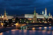 Pengadilan Rusia Denda...