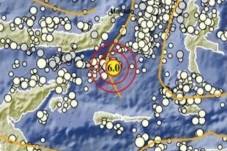 Gempa Bumi Berkekuatan...