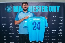 Gabung Manchester City,...