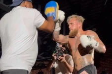 Kalah dari Nate Diaz,...