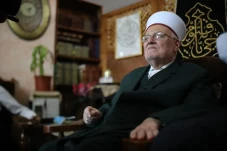 Terus Diserbu Zionis,...