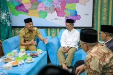 PWNU Nilai Ganjar Berhasil...