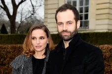 Natalie Portman Gugat...