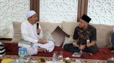 Ganjar Pranowo Kunjungi...