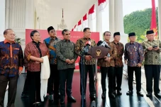 Usai Sambangi Presiden...