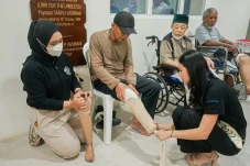 Terima Bantuan Kaki...