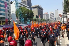 Longmarch Bandung-Jakarta,...
