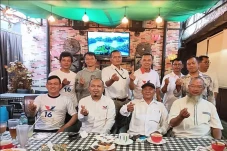 Silaturahmi dengan Ketua...