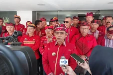 Pj Bupati Buton Adukan...