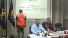 Salahgunakan Izin Tinggal,...