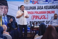 Rachmat Gobel: Pinjol...