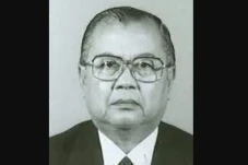 Profil Koesnadi Hardjasoemantri,...