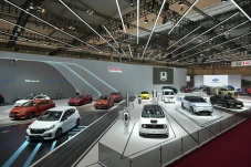 Honda Pamerkan 5 Mobil...