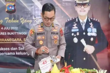 Kasus Narkoba Bareng...