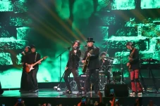Konser Dewa 19 All Stars...