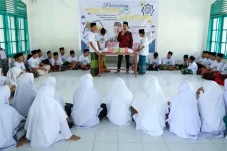 Santri Ganjar Gelar...