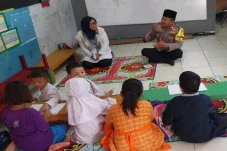 Aipda Suryadi Bhabinkamtibmas...